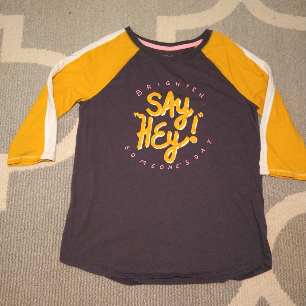 3/4 sleeve shirt